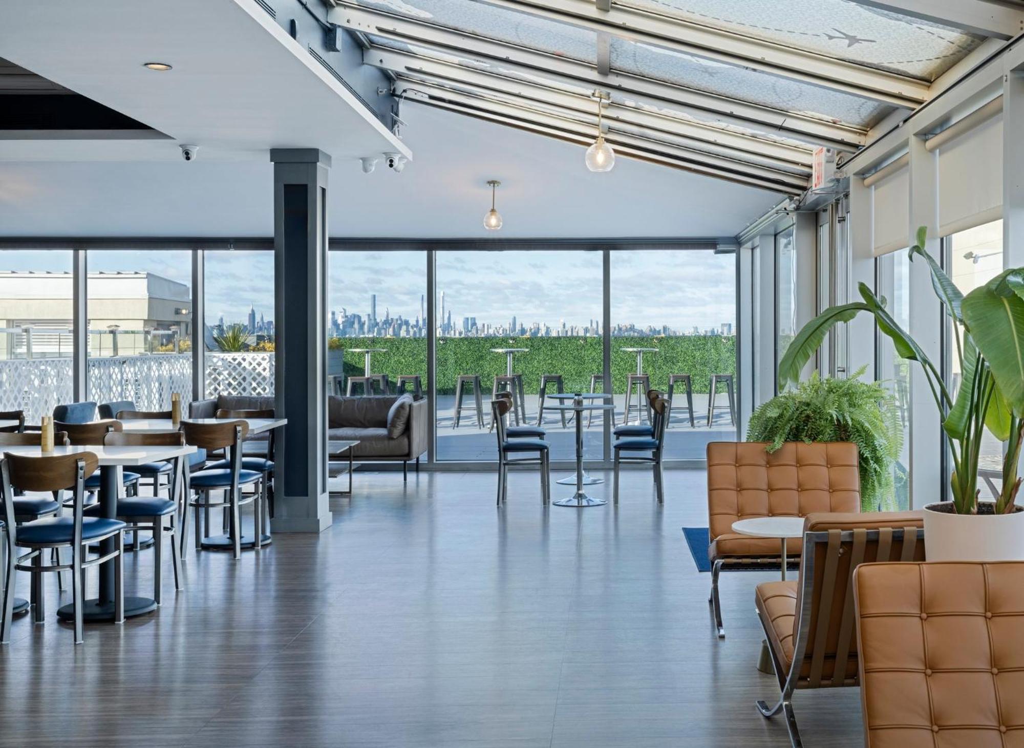 Voco Fiorello - Laguardia East By Ihg New York Eksteriør bilde